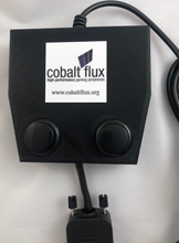 Cargar imagen en el visor de la galería, Cobalt Flux Control box for GameCube, PlayStation 3, Nintendo Wii, Xbox, Xbox 360